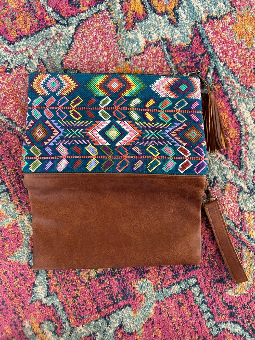 Guatemalan Artisan | Women’s Multicolor Canvas/Leather Boho Embroidered Clutch - Picture 5 of 14